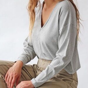 Hackwith Design House Reversible Long Sleeve Top (White Ribbed)